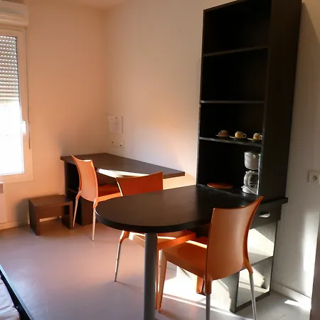 Aparthotel Parc Arena Nimes